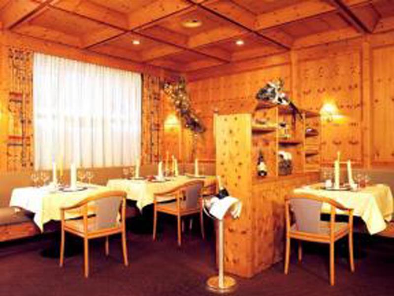 Arvena Park Hotel Нюрнберг Ресторан фото